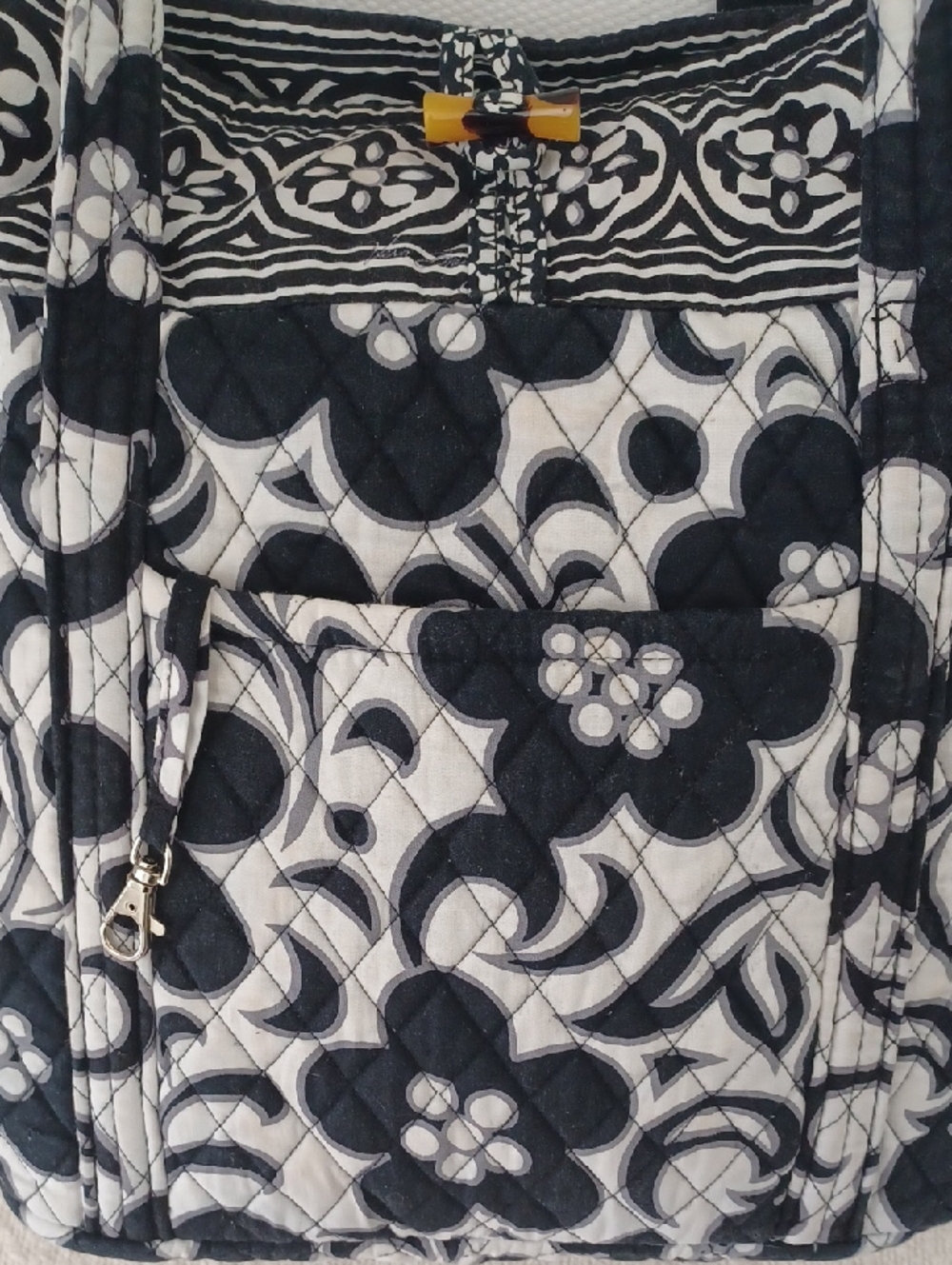 Vera Bradley "Night & Day" Toggle Tote - Picture 6 of 16